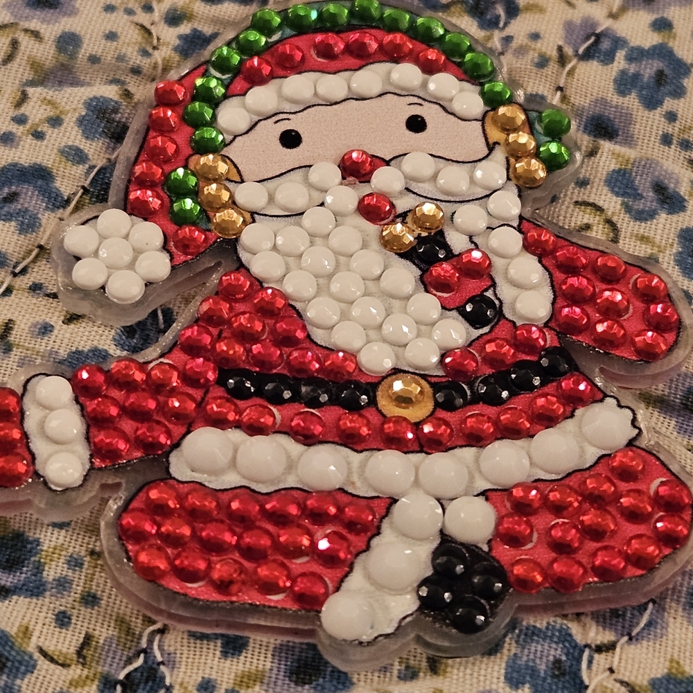 Festive Santa Key Holder - Picture 2 of 2